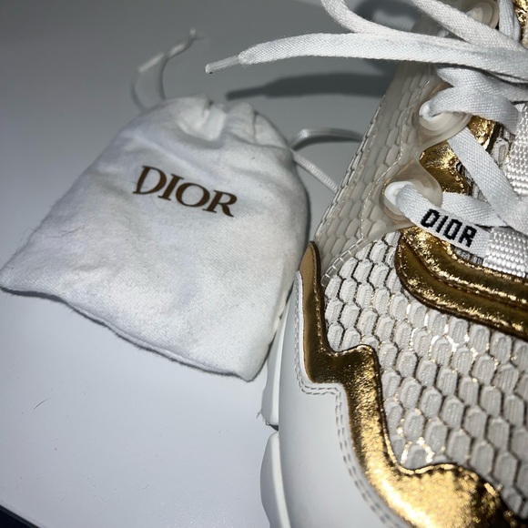 Dior D-Connect Sneakers - Picture 8 of 12